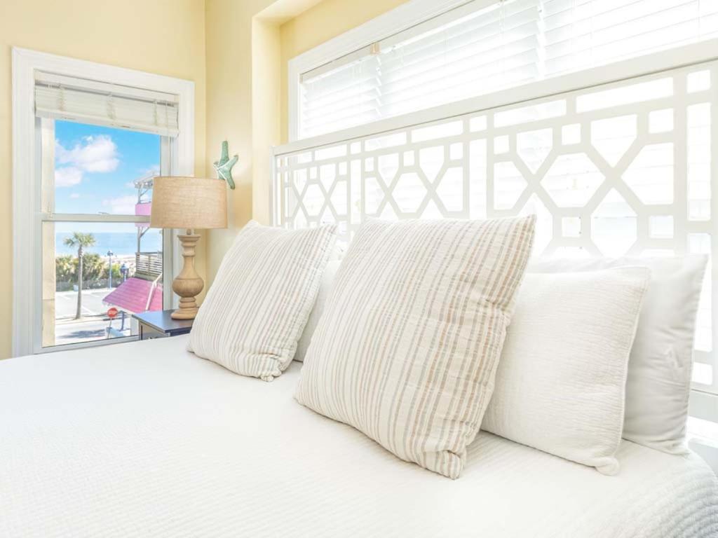 Sandpiper 207 タイビーアイランド エクステリア 写真